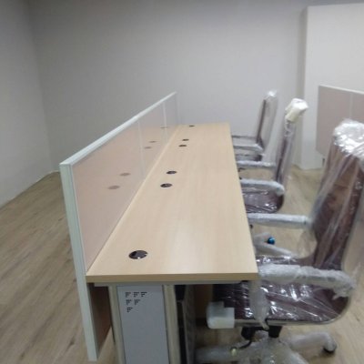 เฟอร์นิเจอร์สำนักงาน