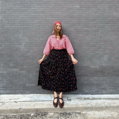 CHERRY SKIRT BLACK