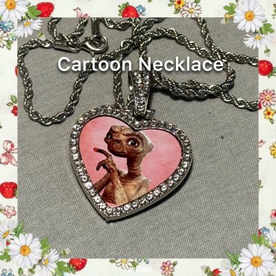 MEME NECKLACE (ET)