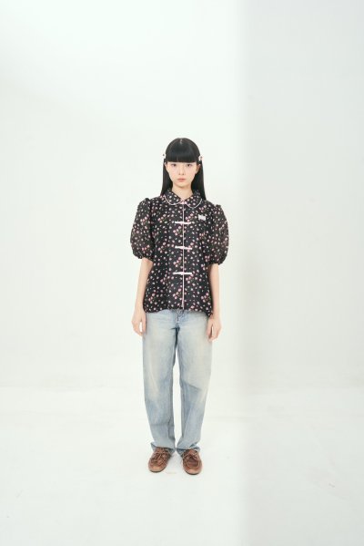 จัดส่ง 15 มกรา LIU TOP BLACK