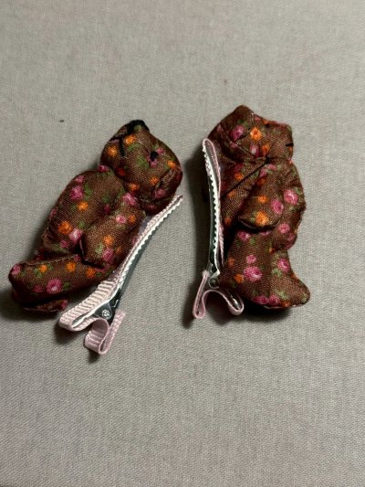 FLORAL TEDDY HAIR CLIP SIZE S  (BROWN) 1 คู่