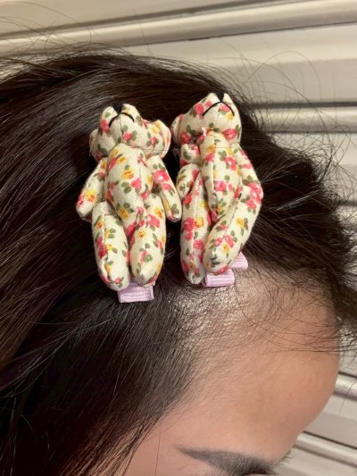 FLORAL TEDDY HAIR CLIP SIZE S (WHITE) 1 คู่