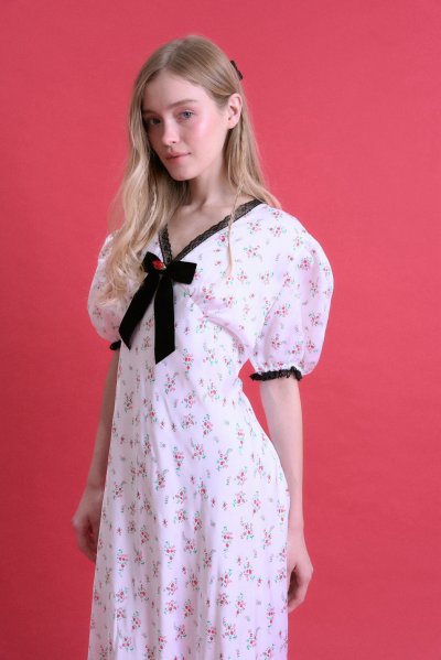 จัดส่ง 2/11 CINDY DRESS