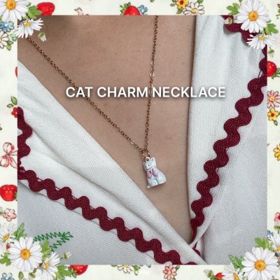 CAT CHARM NECKLACE