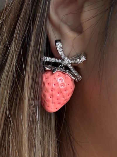 STRAWBERRY YOGURT
