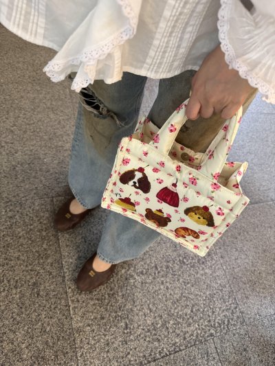 LOT2 จัดส่ง 15/08 MINI FLUFFY BAG (BUTTER)
