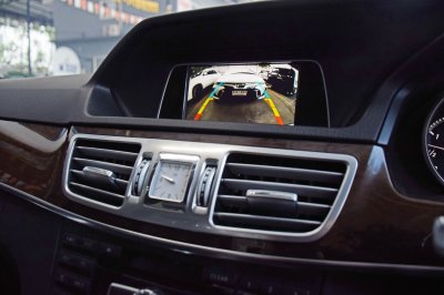 Mercedes-Benz E 200 Sedan ปี 2013 จด 2014