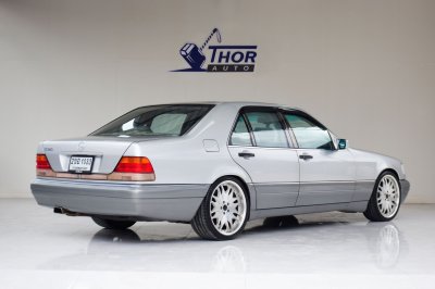 Mercedes-Benz S 320 ปี 1997