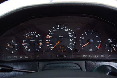 Mercedes-Benz S 320 ปี 1997