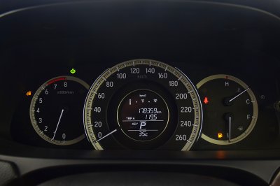 HONDA ACCORD 2.4 EL NAVI ปี 2018 จด 2019