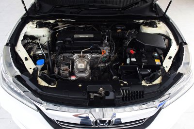 HONDA ACCORD 2.4 EL NAVI ปี 2018 จด 2019
