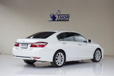 HONDA ACCORD 2.4 EL NAVI ปี 2018 จด 2019