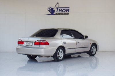 HONDA ACCORD 2.2 AT ปี 2000