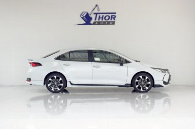 TOYOTA ALTIS 1.8GR Sport ปี 2021