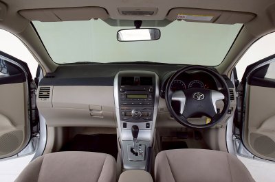 TOYOTA ALTIS 1.8E ปี 2012 จด 13