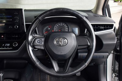TOYOTA ALTIS New 1.6G ปี 2020