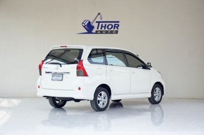 TOYOTA AVANZA 1.5S ปี 2013