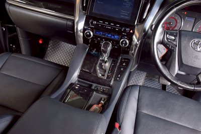 TOYOTA ALPHARD 2.5 S C-Package ปี 2021