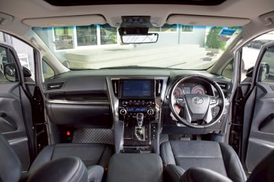 TOYOTA ALPHARD 2.5 S C-Package ปี 2021