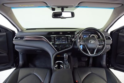 TOYOTA CAMRY 2.5G AT ปี 2018