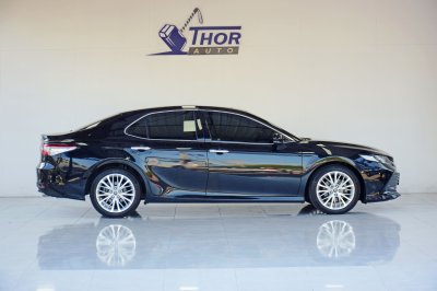 TOYOTA CAMRY 2.5G AT ปี 2018