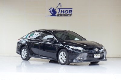 TOYOTA CAMRY 2.0G ปี 2018 จด 19