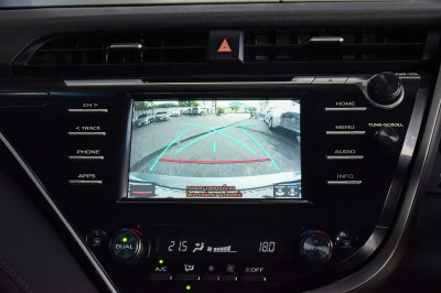 TOYOTA CAMRY 2.0G ปี 2019
