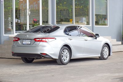 TOYOTA CAMRY 2.0G ปี 2019