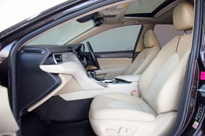 TOYOTA CAMRY 2.5 Hybrid Premium ปี 2019