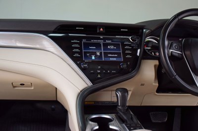 TOYOTA CAMRY 2.5 Hybrid Premium ปี 2019