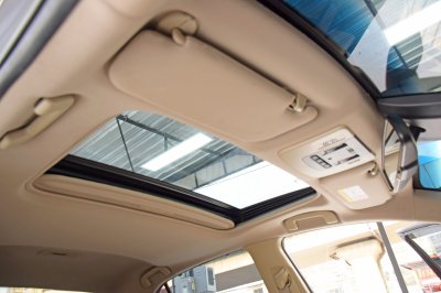 TOYOTA CAMRY 2.5 Hybrid Premium ปี 2019