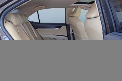 TOYOTA CAMRY 2.5 Hybrid ปี 2019