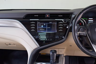 TOYOTA CAMRY 2.5 Hybrid ปี 2019