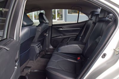 TOYOTA CAMRY 2.0G ปี 2020