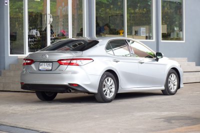 TOYOTA CAMRY 2.0G ปี 2020