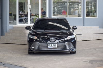 TOYOTA CAMRY 2.0G ปี 2019