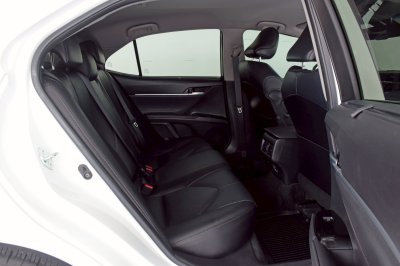 TOYOTA CAMRY 2.0G ปี 2019(copy)