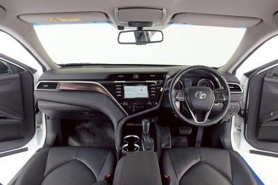 TOYOTA CAMRY 2.0G ปี 2019(copy)