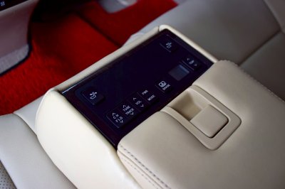 TOYOTA CAMRY 2.5 Hybrid Premium AT ปี 2015