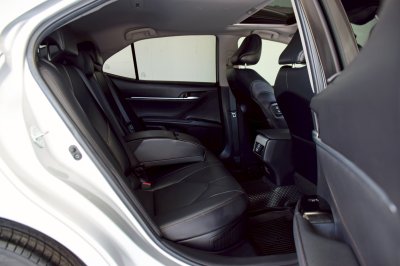 TOYOTA CAMRY 2.5 Hybrid AT ปี 2020