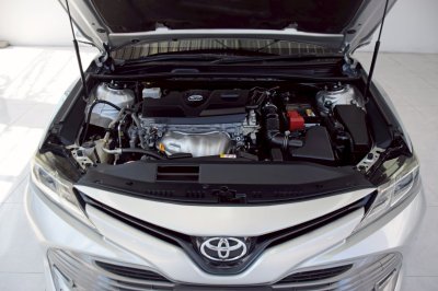 TOYOTA CAMRY 2.0G ปี 2019