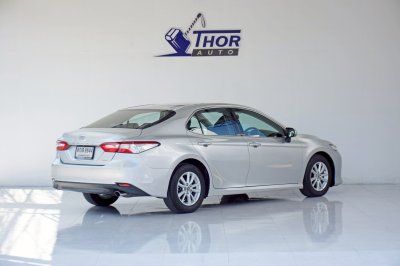 TOYOTA CAMRY 2.0G ปี 2019