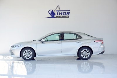 TOYOTA CAMRY 2.0G ปี 2019