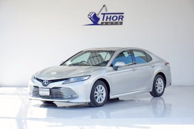 TOYOTA CAMRY 2.0G ปี 2019