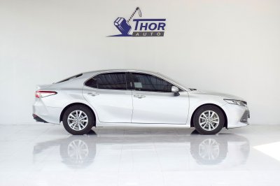 TOYOTA CAMRY 2.0G ปี 2019
