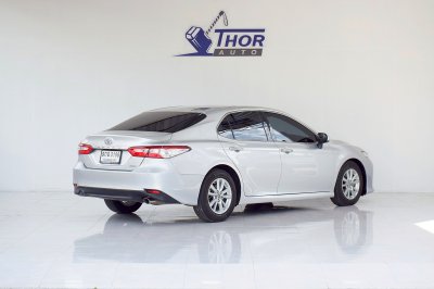 TOYOTA CAMRY 2.0G ปี 2019