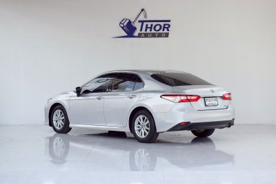TOYOTA CAMRY 2.0G ปี 2019