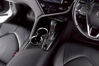 TOYOTA CAMRY 2.0G ปี 2019