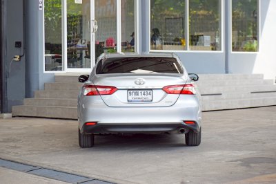 TOYOTA CAMRY 2.0G ปี 2019
