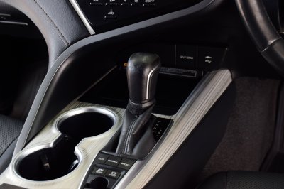 TOYOTA CAMRY 2.5 Hybrid Premium ปี 2019